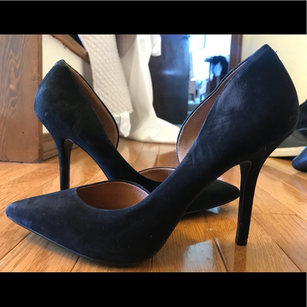 STEVE MADDEN • Black • Nubuck Leather • Heels